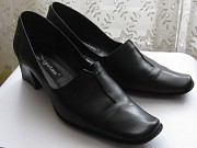 Продам демисезонные туфли