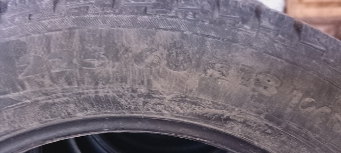 Шины Nokian 225/60-R18 - изображение 1