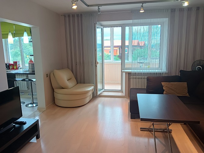 Продам 2-комнатную квартиру на берегу озера Тургояк - изображение 1